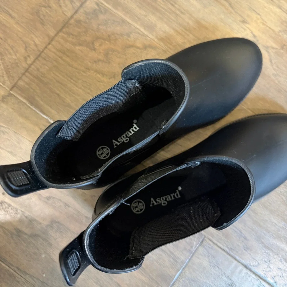 Asgard Womens Black Chelsea Rain Boots Waterproof Matte Ankle Booties Size 9.5‎